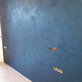 Stěna v obývacím pokoji - od Oikos